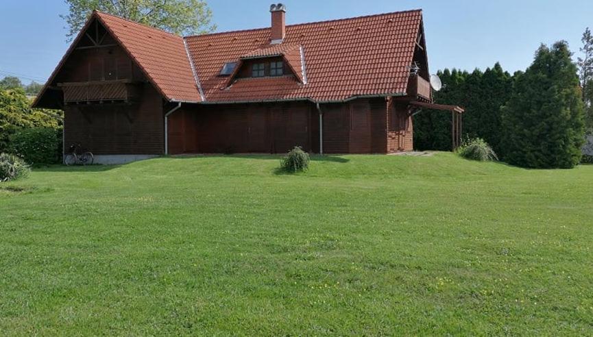 Almos Apartman Balatonfenyves Eksteriør bilde